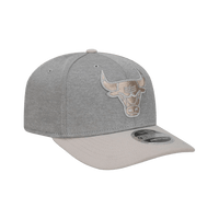 New Era Chicago Bulls Shadow Tech Grey 9Seventy Snapback Cap