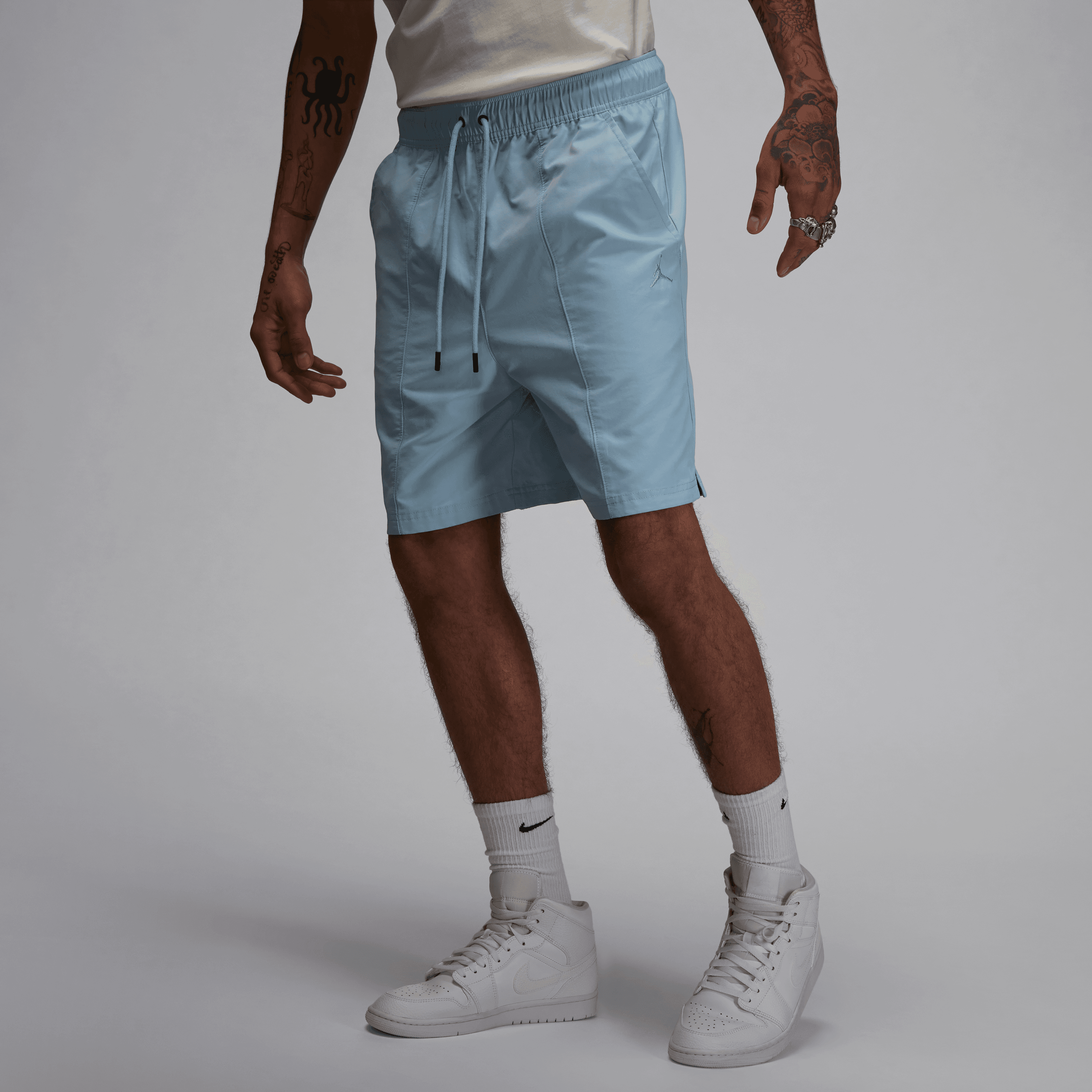 JORDAN BRAND ESSENTIALS WOVEN SHORTS