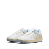 Wmns Air Jordan 2 Retro Low 'Summit White and Ice Blue'