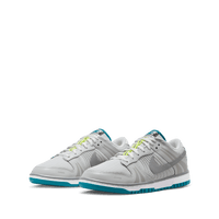 Wmns Nike Dunk Low SE 'Grey Fog and Blustery'
