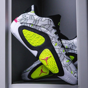 Smooth Jays // Calvin Oftana debuts the all-new Jordan Tatum 2