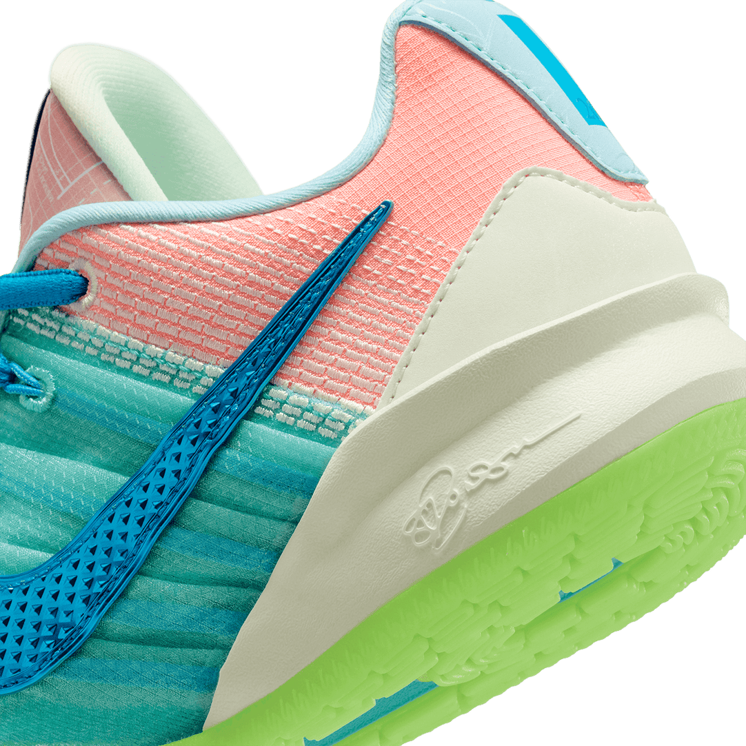 Nike Sabrina 3 EP 'What The' | Sky Blue