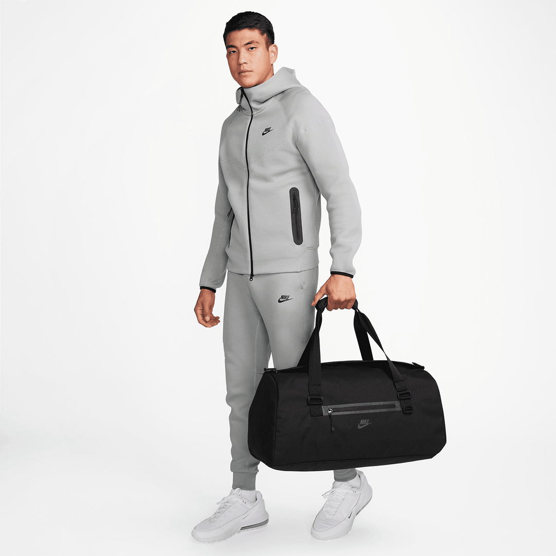 完売必須!☆Nike Elemental Premium Duffel Bag (45L) Nike Elemental Premium Duffle Bag | SportChek