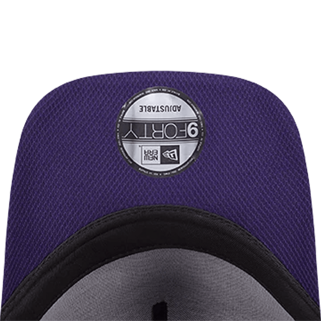 9Forty NBA Essential Outline Lakers Cap by New Era - 28,95 €