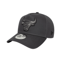 New Era NBA Chicago Bulls Tonal Outline E-Frame 9Forty Snapback