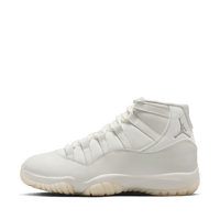Wmns Air Jordan 11 Retro 'Pearl'