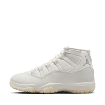 Wmns Air Jordan 11 Retro 'Pearl'