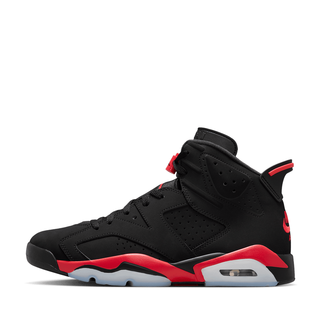 jordan retro 15 black and gold