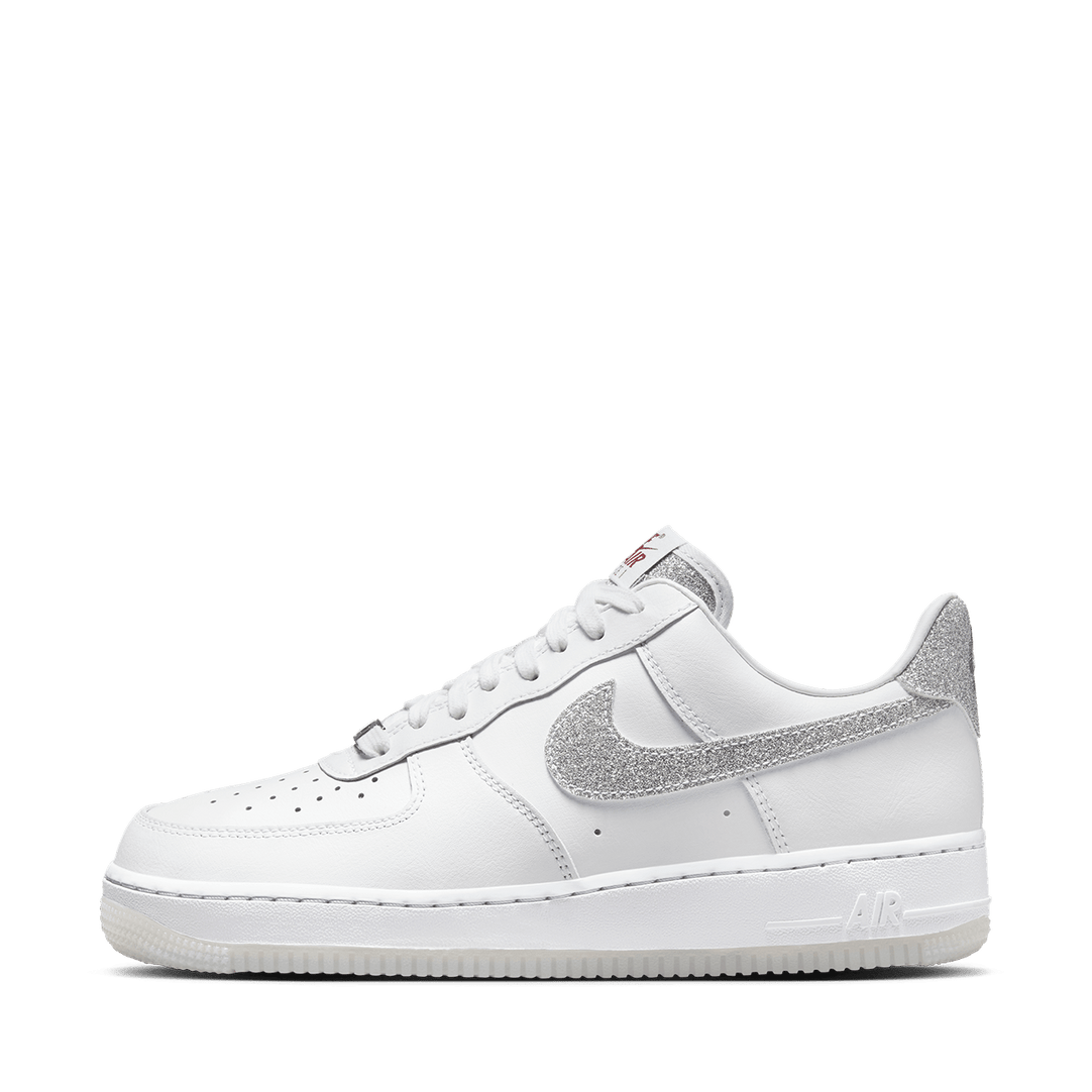 Wmns Nike Air Force 1 07 LX White and Cool Grey