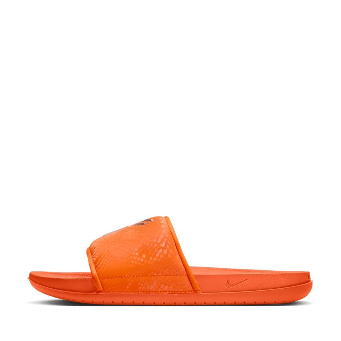 【本物保証 /関税・送料無料】Nike × Kobe Offcourt Slide Kobe Offcourt Men's Slides. Nike FI