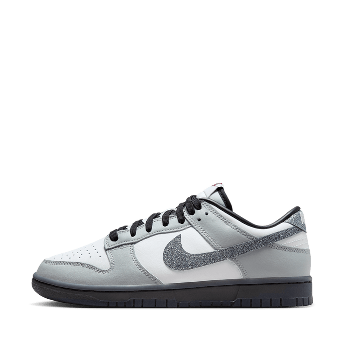 Wmns Nike Dunk Low LX 'White and Light Smoke Grey' Wmns Nike Dunk Low LX 'White and Light Smoke Grey'