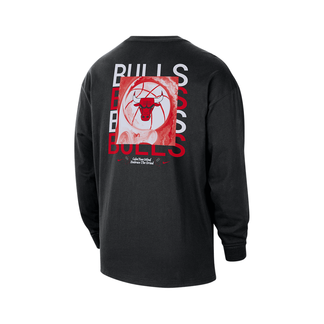 Nike NBA Chicago Bulls Courtside, Men's Max90 Long-Sleeve T-Shirt
