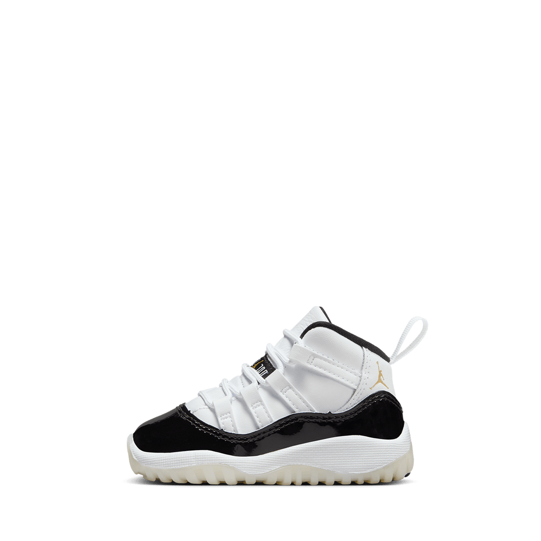 Black 11 retro sales