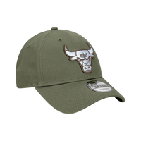 New Era Chicago Bulls Dark Olive 9Forty Snapback Cap