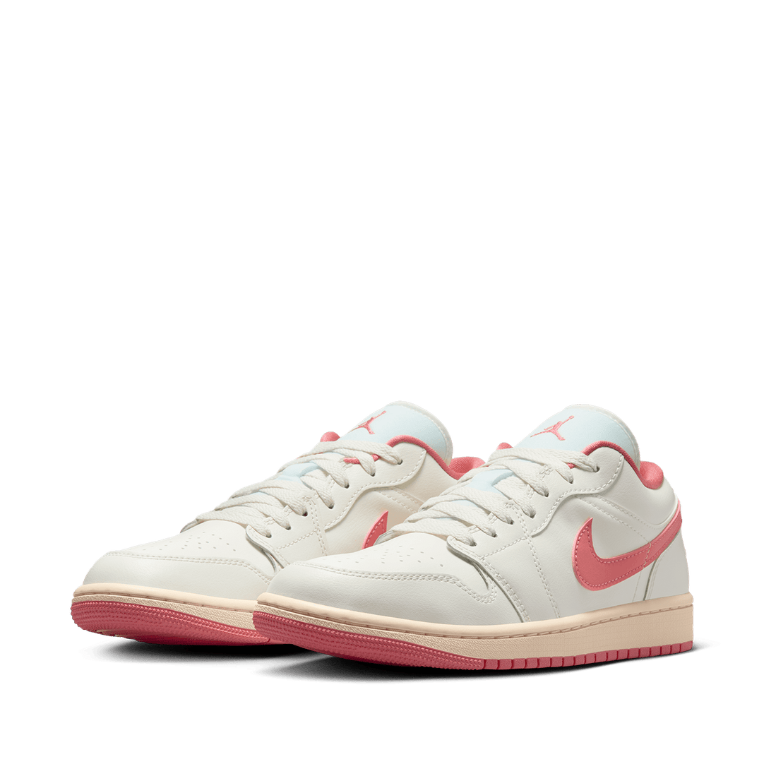 Wmns Air Jordan 1 Low 'Sail and Pink Salt' – TITAN Wmns Air Jordan 1 Low 'Sail and Pink Salt' – TITAN
