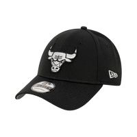 New Era Chicago Bulls Dash Black Cloud 9Forty Adjustable Cap
