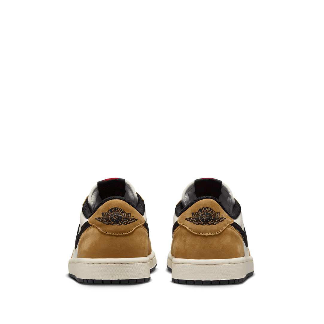 nike dunk golden harvest