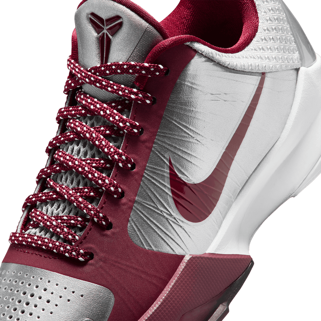 コービー5プロトロllic Silver and Team Red We're releasing the Kobe 5 Protro 