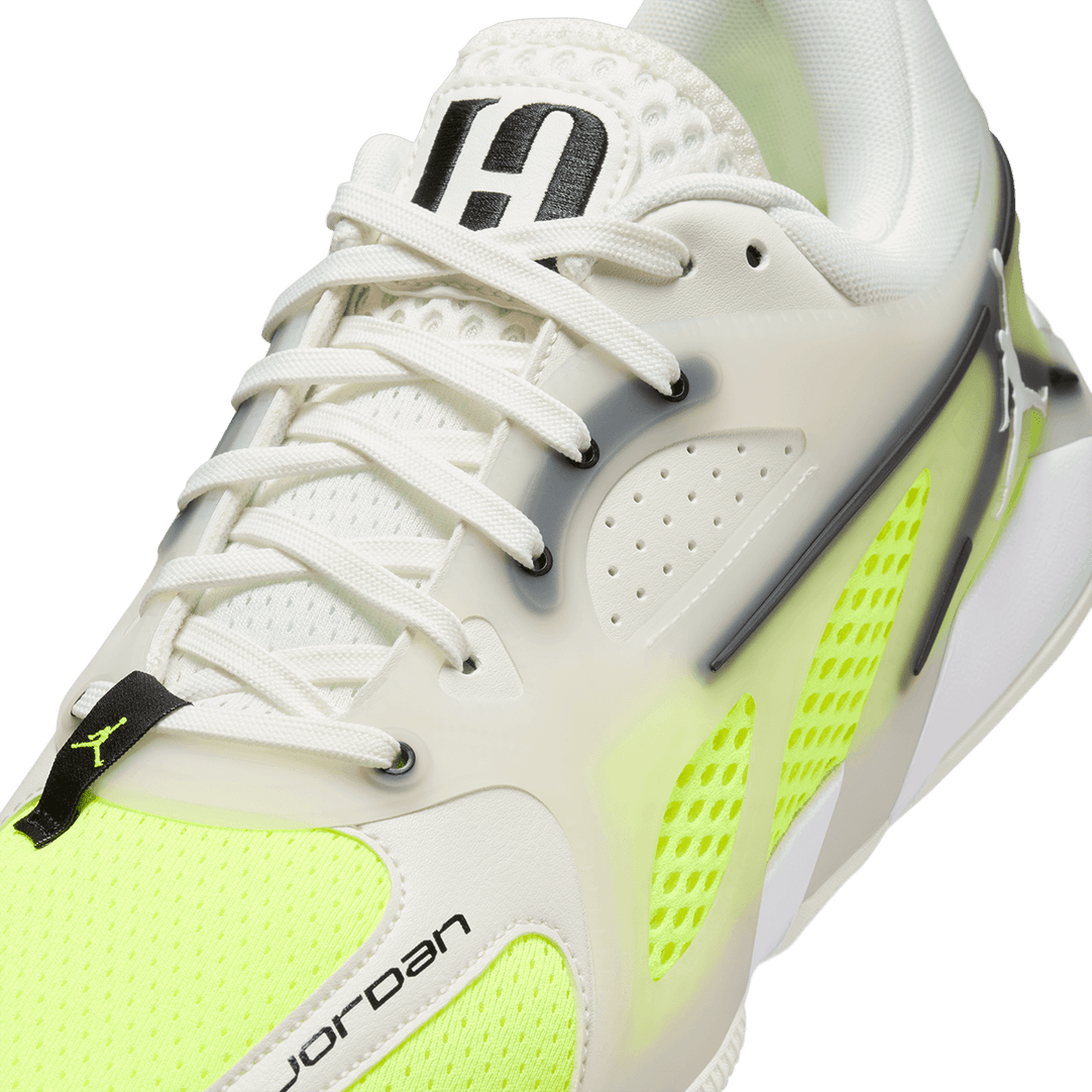 Jordan Heir PF 'White/Volt'