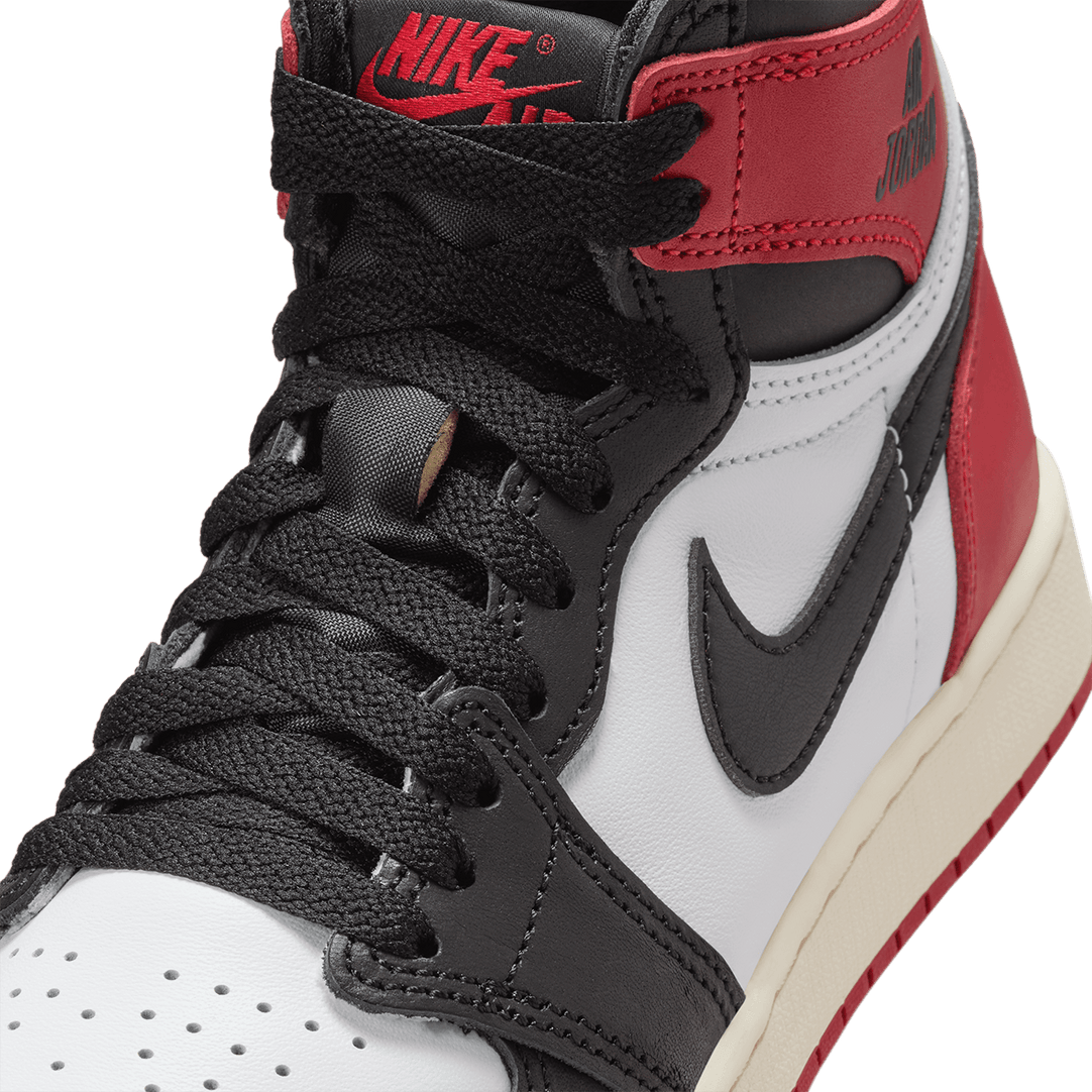 Air Jordan 1 Retro High OG GS 'Black Toe' – TITAN Air Jordan 1 Retro High OG GS 'Black Toe' – TITAN