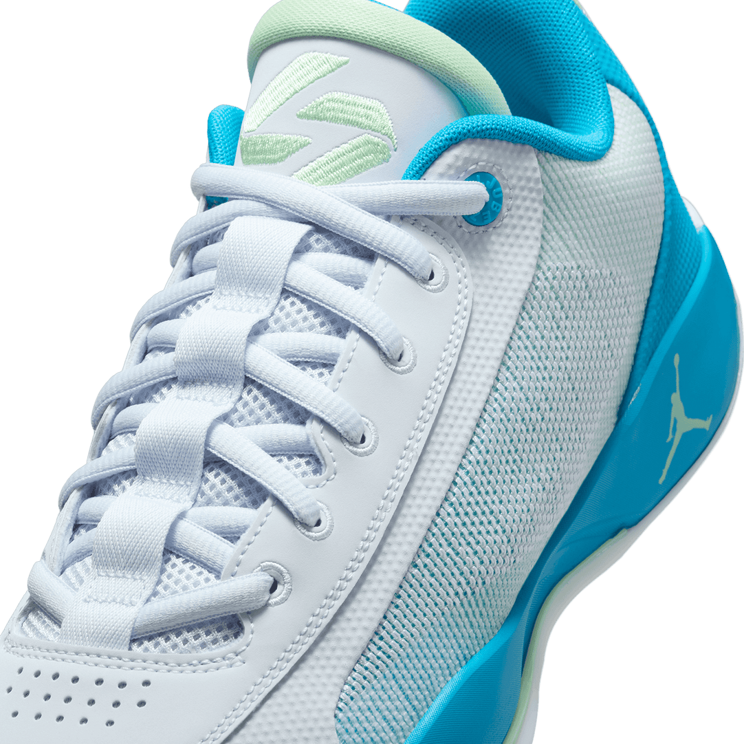 JORDAN LUKA .77 PF サイズ27.5cm JORDAN LUKA .77 PF サイズ27.5cm s-l400.jpg