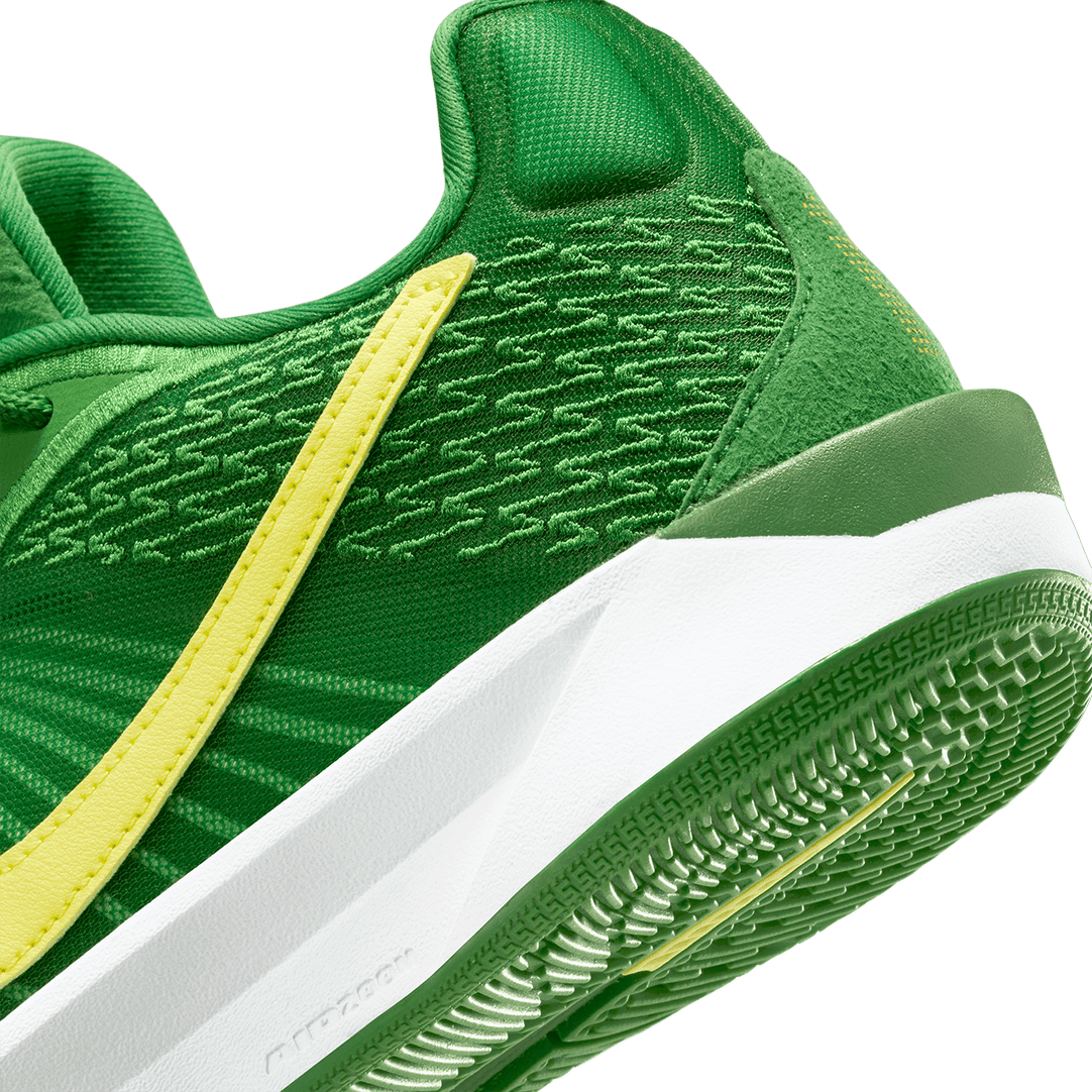 Nike Sabrina 2 EP 'Retroed' – TITAN