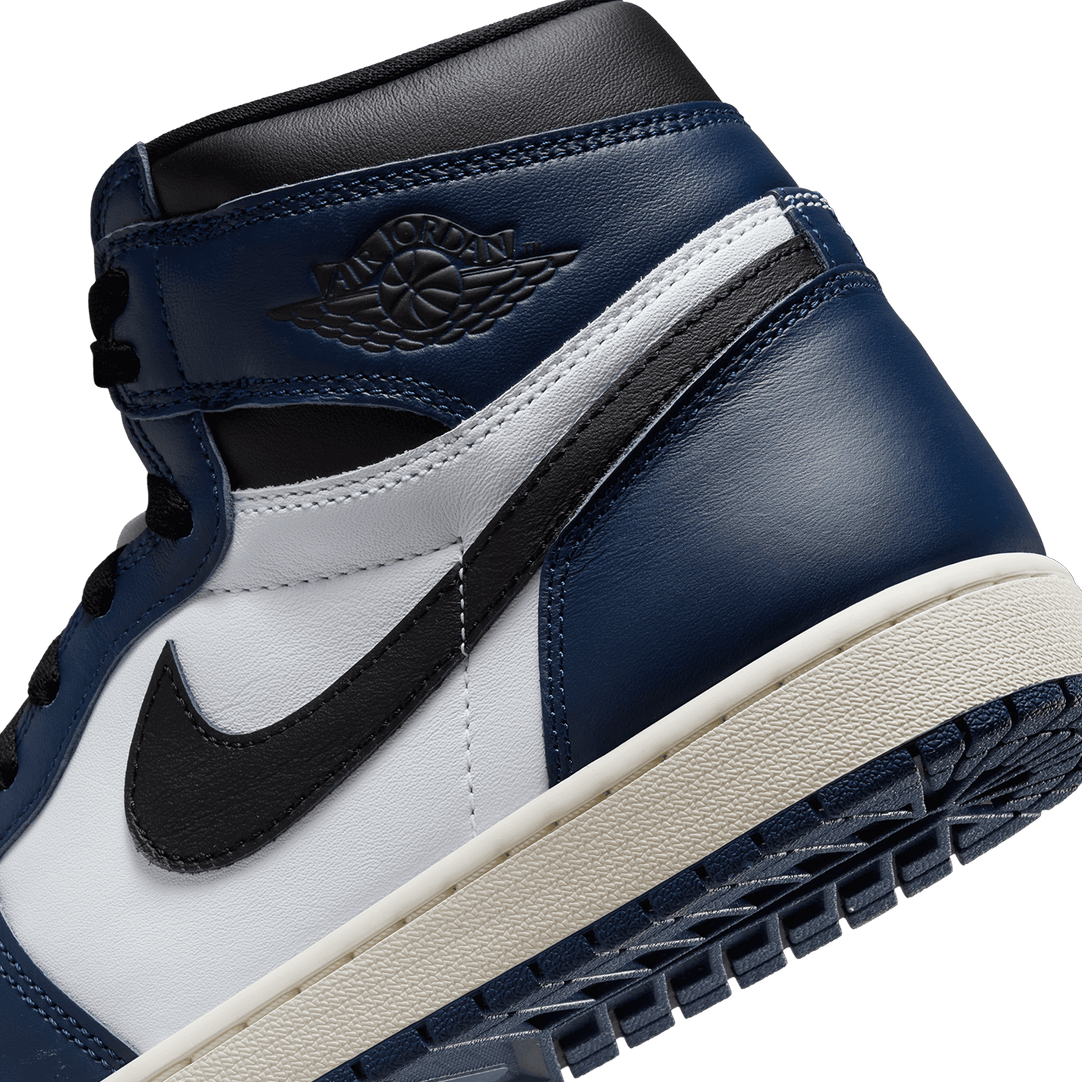 Air Jordan 1 Retro High OG 'Midnight Navy' Air Jordan 1 Retro High OG 'Midnight Navy'