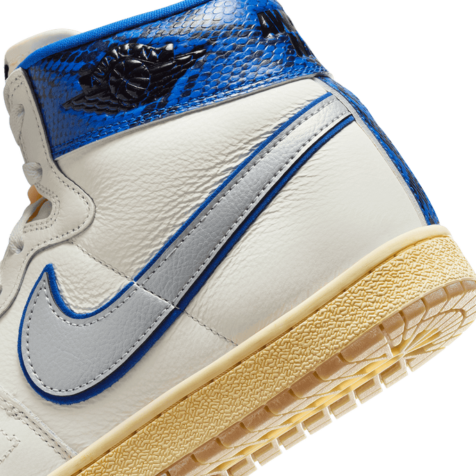 Jordan Air Ship PE SP x Awake NY 'Game Royal' – TITAN