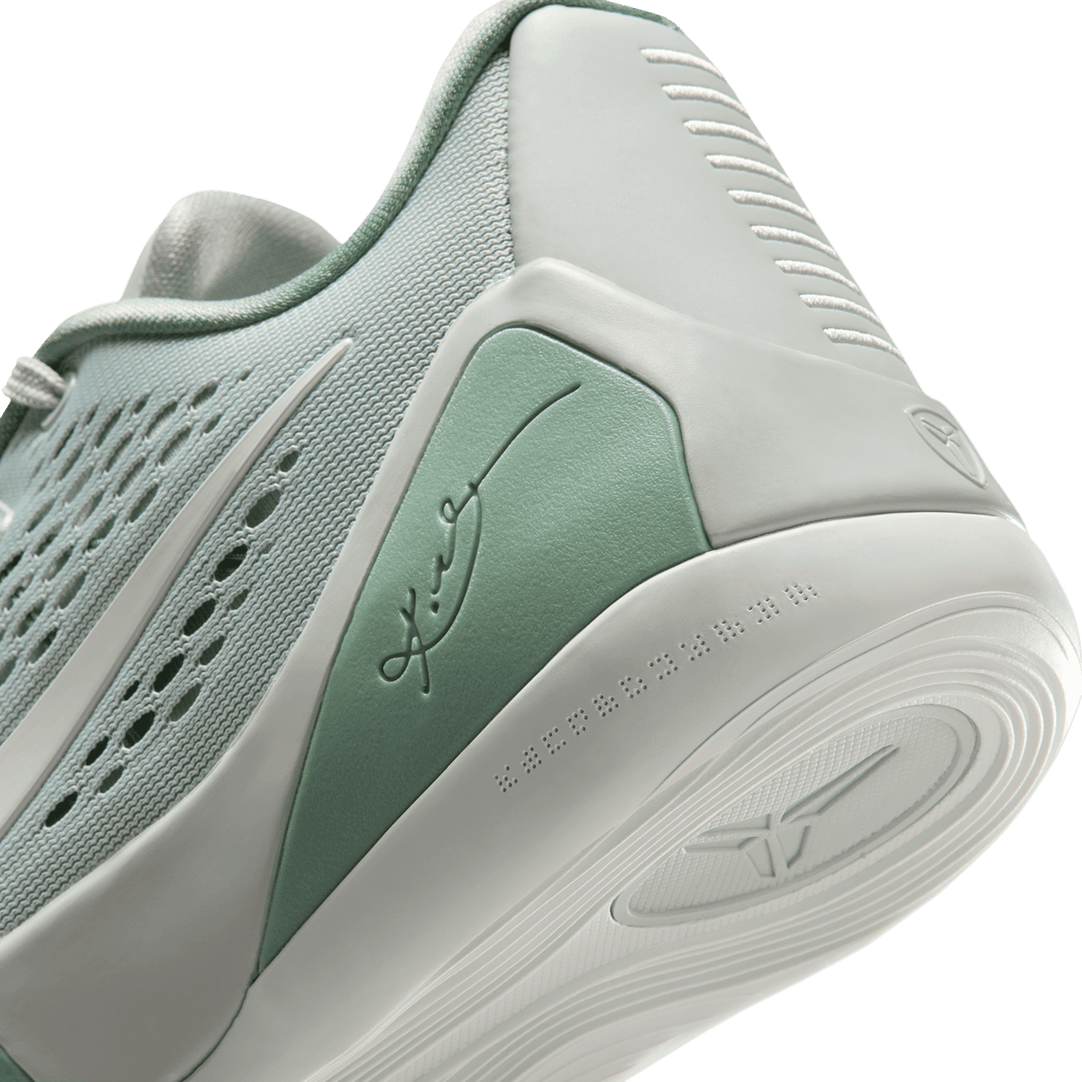 Nike Kobe 9 Low EM Protro 'Steam' | Grey