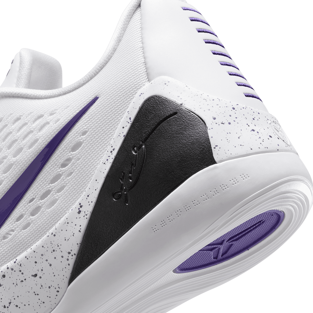 Nike Kobe Low EM Protro 'White and Court Purple' White