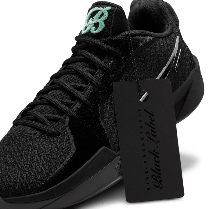 Nike Sabrina 2 LX 