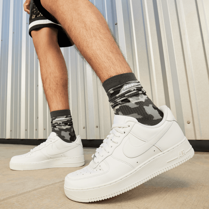 Nike triple white air force hotsell