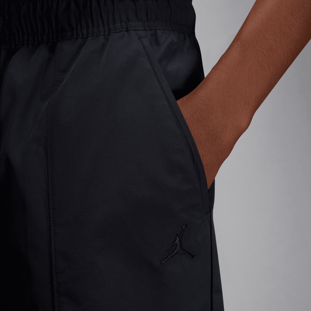Jordan Essentials Men s Woven Shorts TITAN