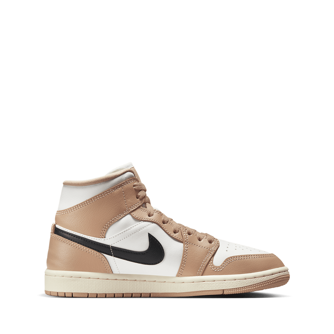 Air jordan 1 hot sale pure platinum desert sand