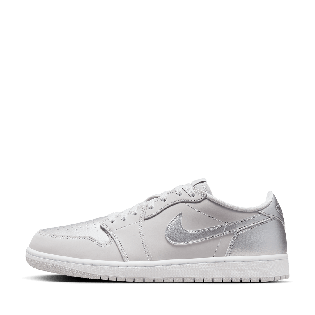 Air jordan 1 retro low og sneaker sales