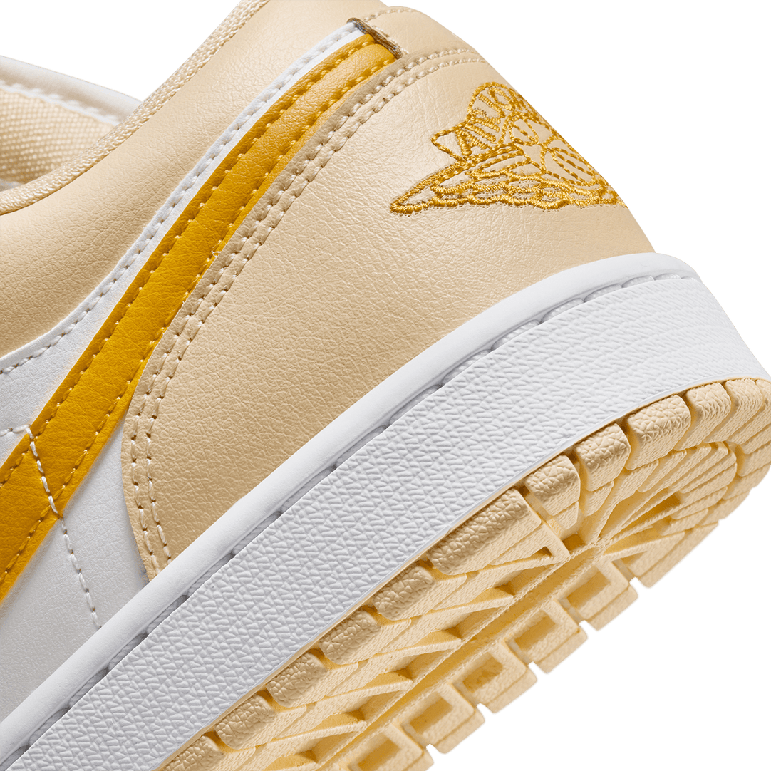 Nike wmns air jordan sale