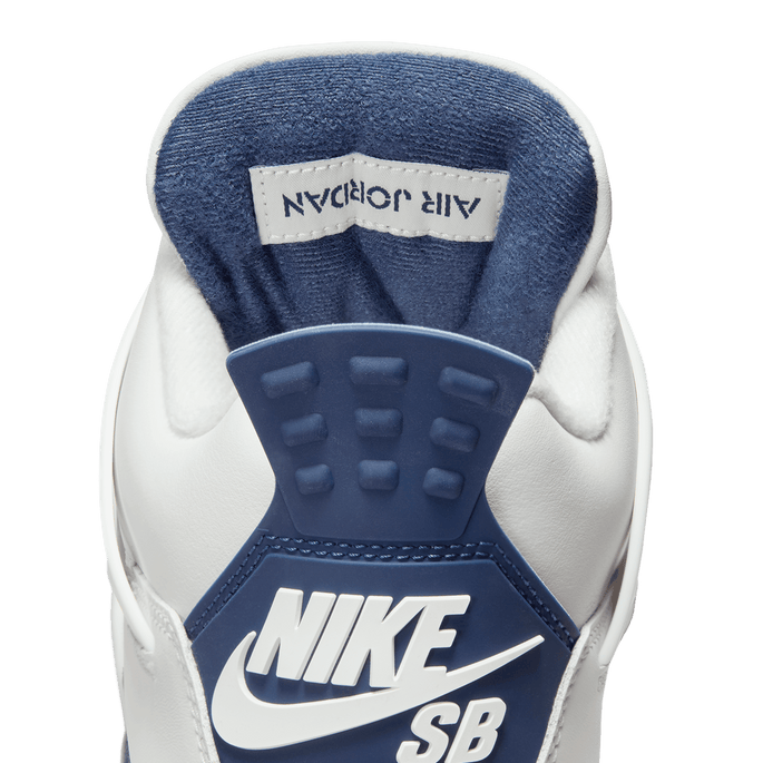 Nike SB x Air Jordan 4 Retro SP 'Navy' | White