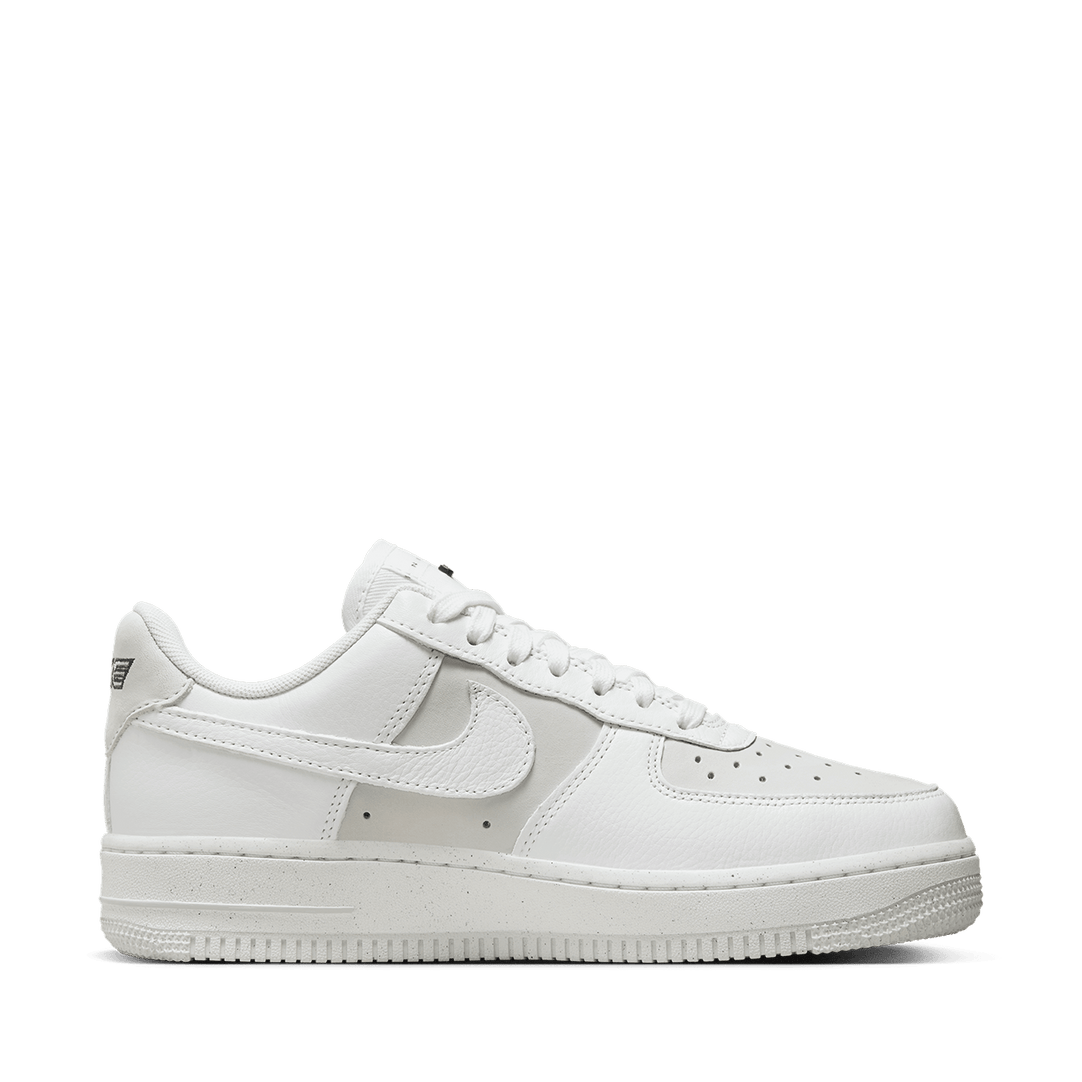 Nike air force 1 07 low lux 2025