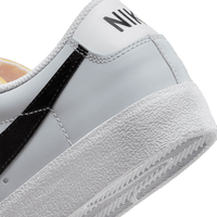 Nike Blazer Low '77 'White and Black'