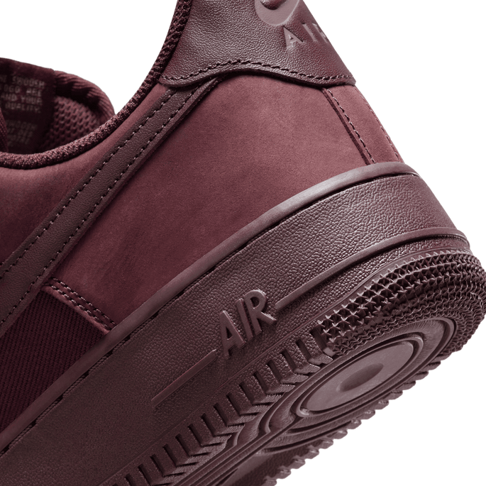 Nike Air Force 1 07 LX Burgundy Crush TITAN