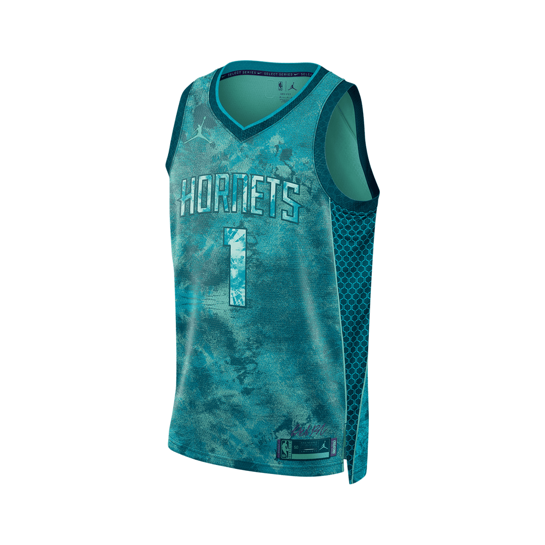 Youth Nike LaMelo Ball Black Charlotte Hornets 2022/23 Swingman Jersey - City Edition Size: Large