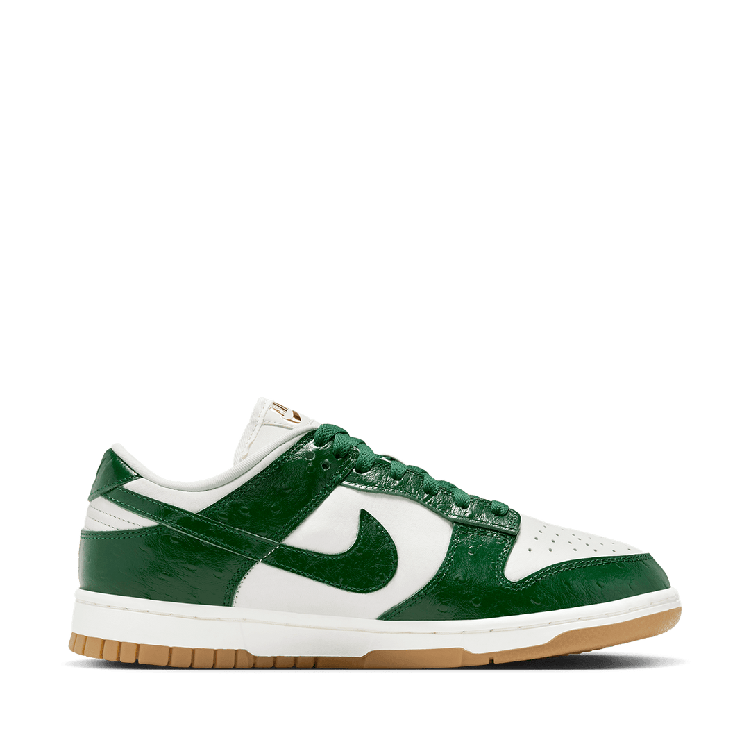 Wmns Nike Dunk Low LX 'Gorge Green'