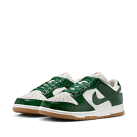 Wmns Nike Dunk Low LX 'Gorge Green'