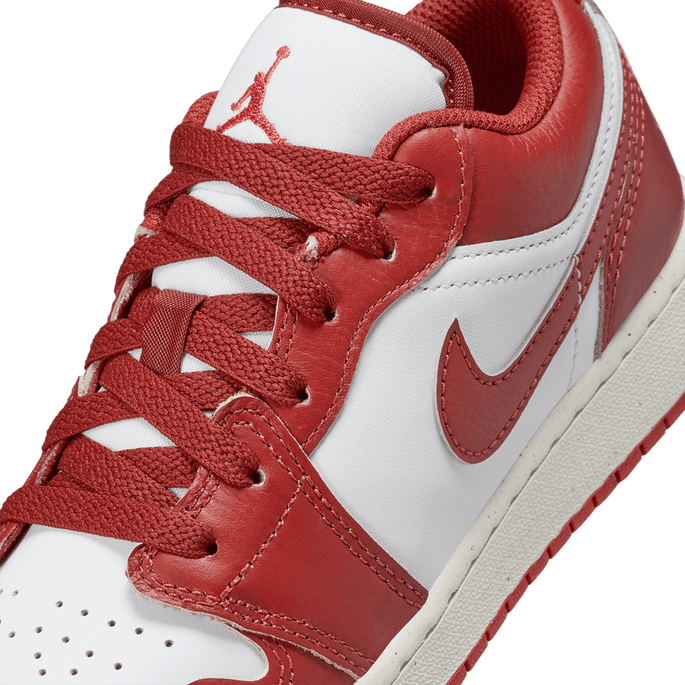 Aj 1 low sales red