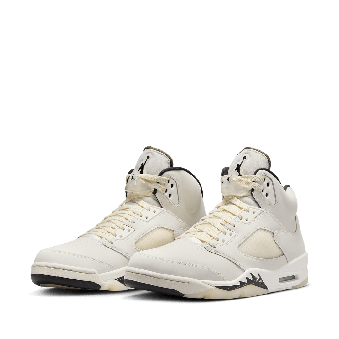 Air Jordan 5 Retro SE 'Sail' – TITAN