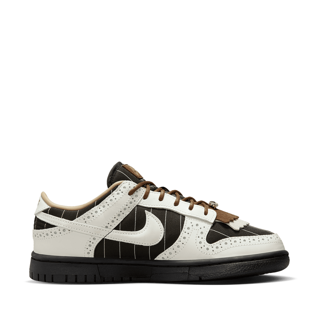 Wmns Nike Dunk Low LX 'Summit White and Cacao Wow'