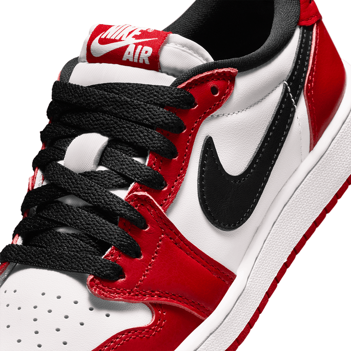 Air Jordan 1 Retro Low OG GS 'Chicago' | Red