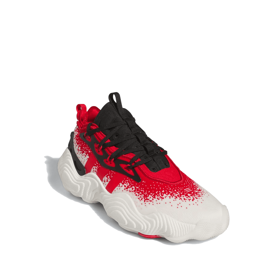trae young red shoes