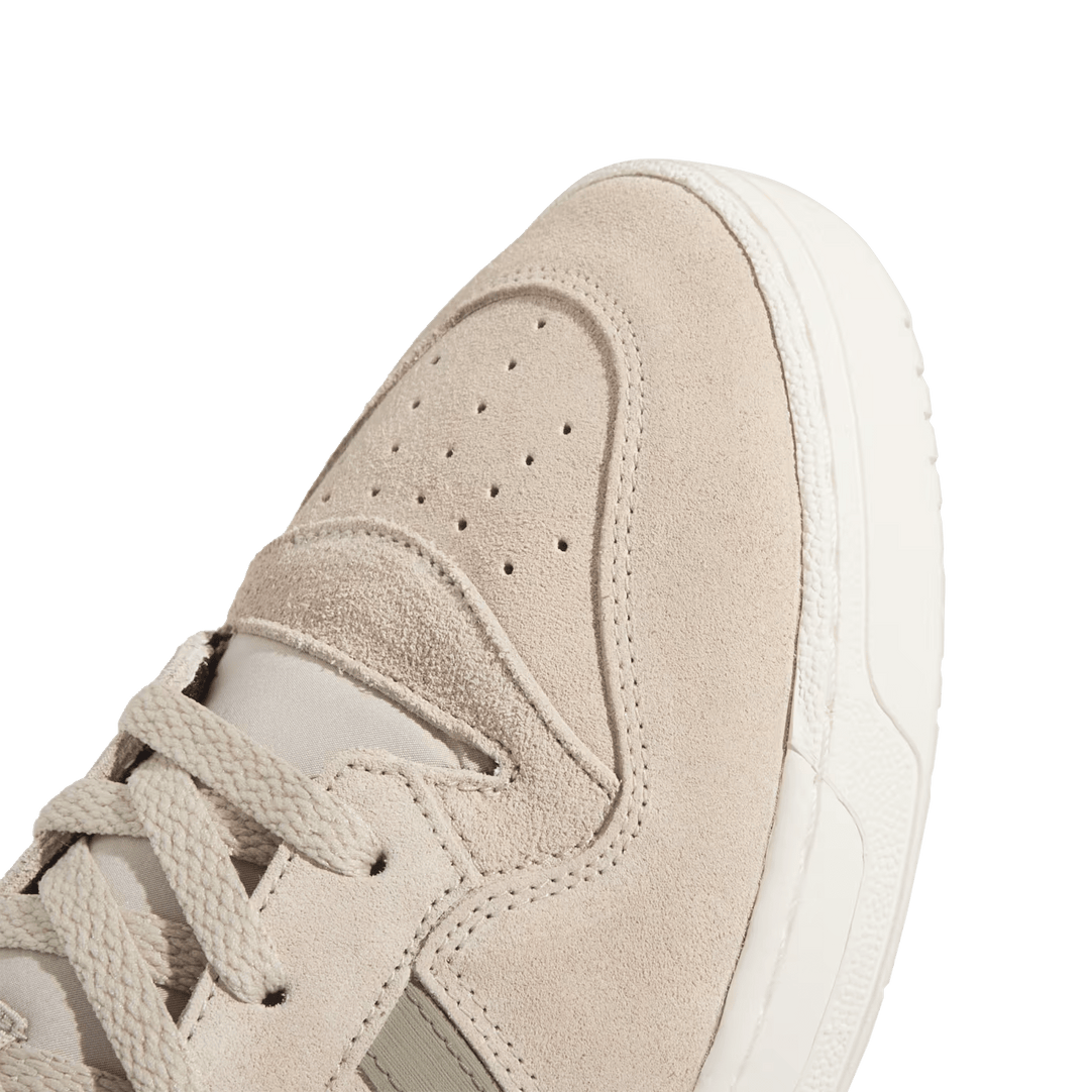 Continental 8 2025 adidas beige