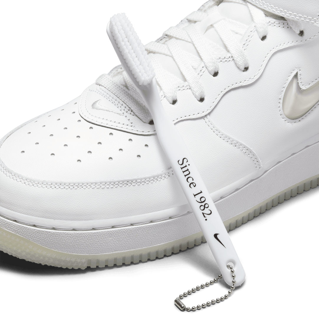 All white sales mid top forces